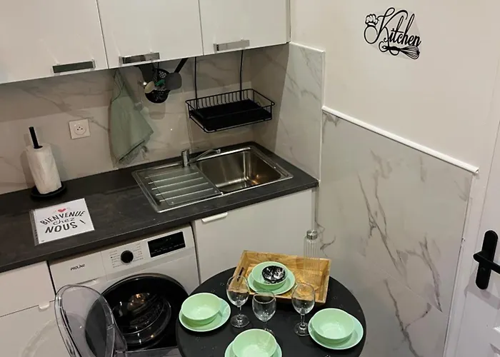 Apartment Duplex 6 *